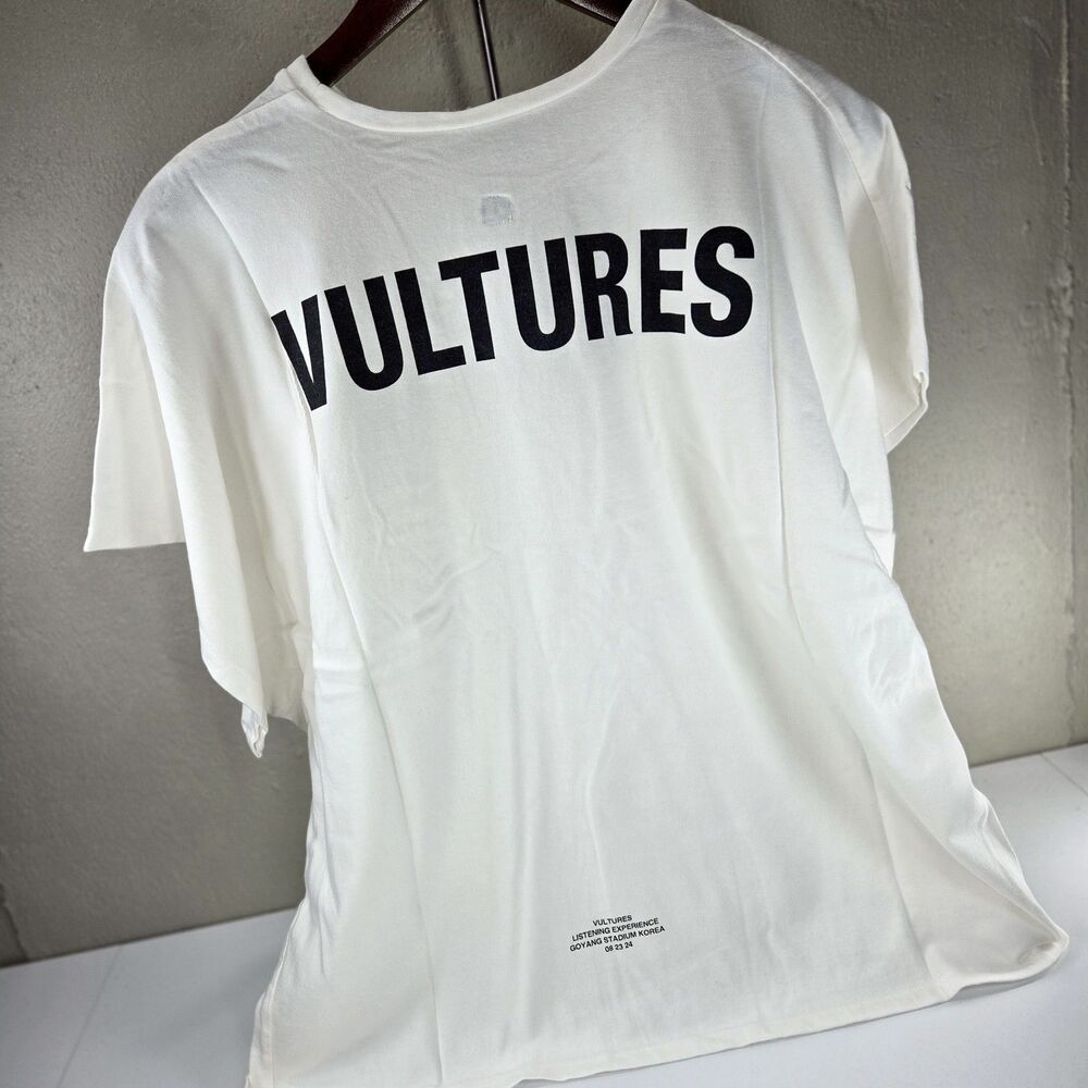 Yeezy Gap by Balenciaga Vultures Korea Exclusive II White & Black S/M T-Shirt
